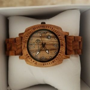 Earth Wood Watch